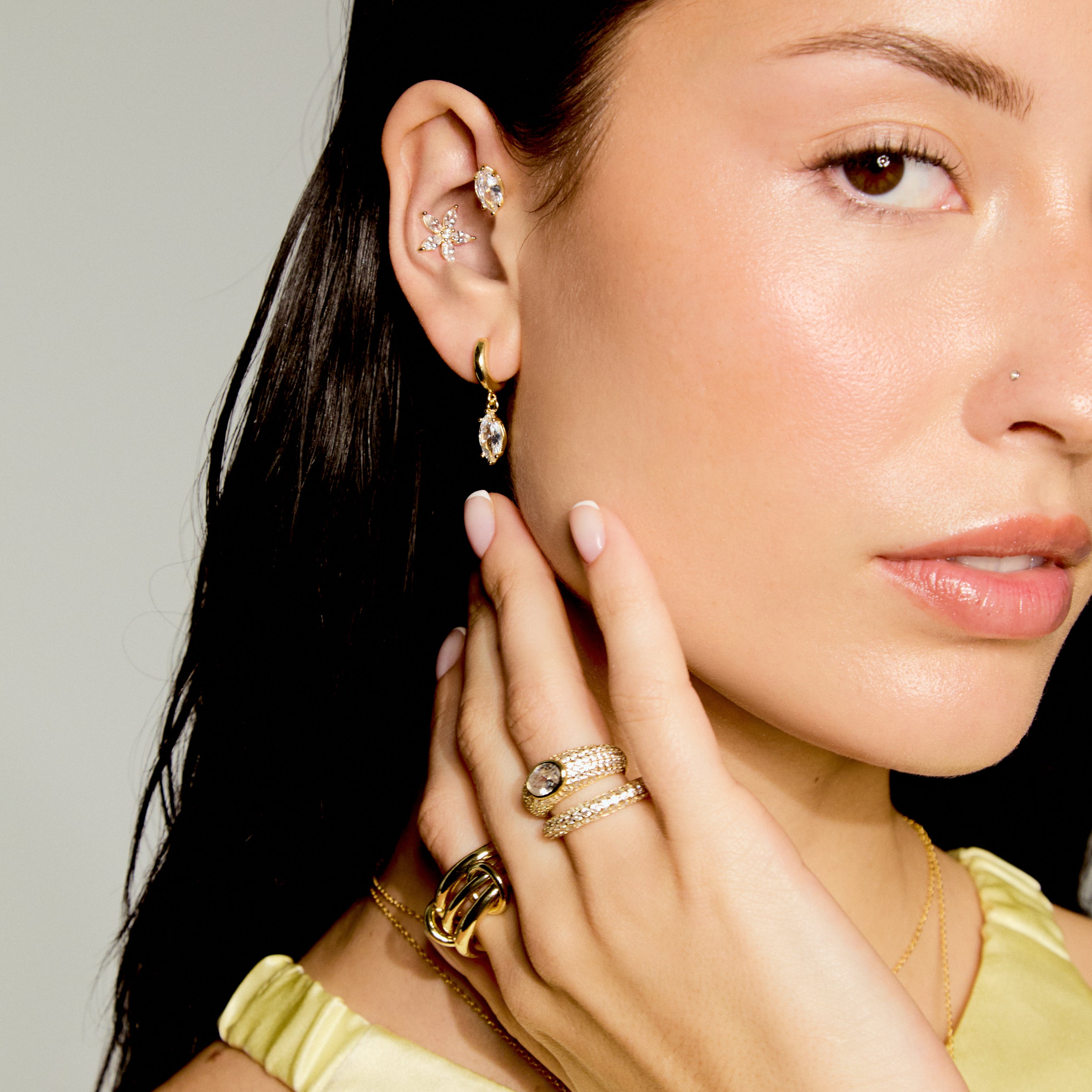 Boutons d'Oreilles Marquise Solitaire