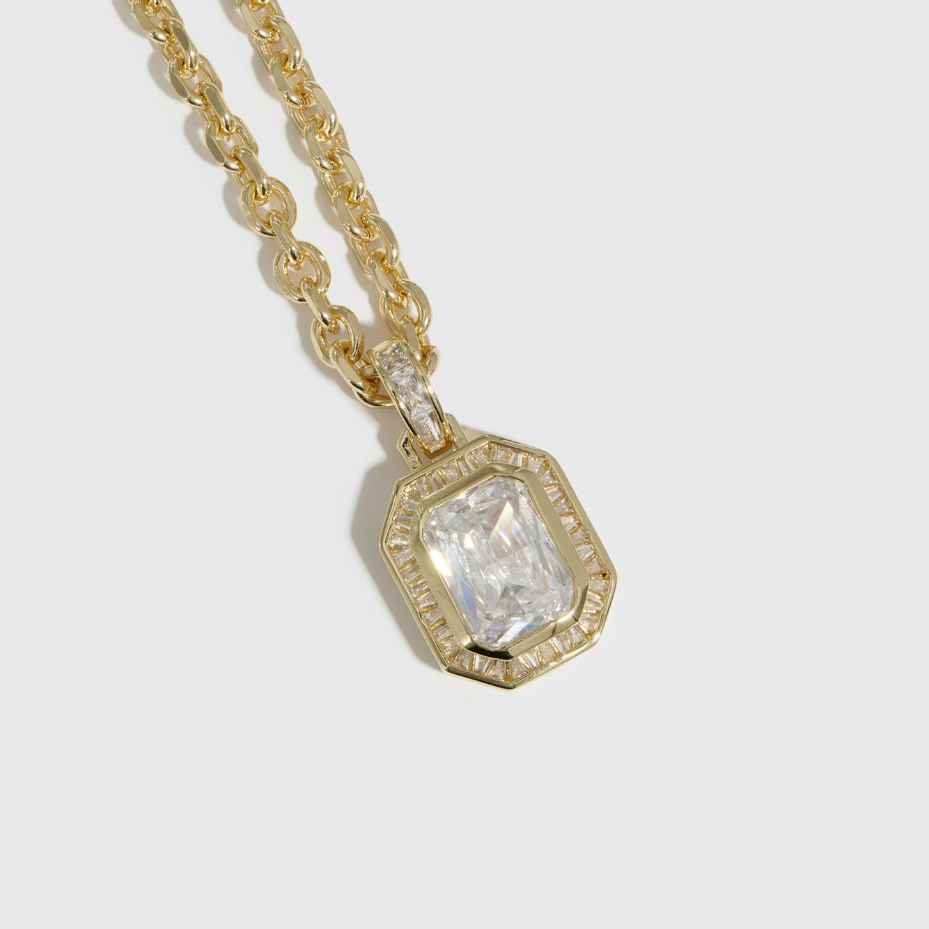 Collier Pendentif Baguette Pavé