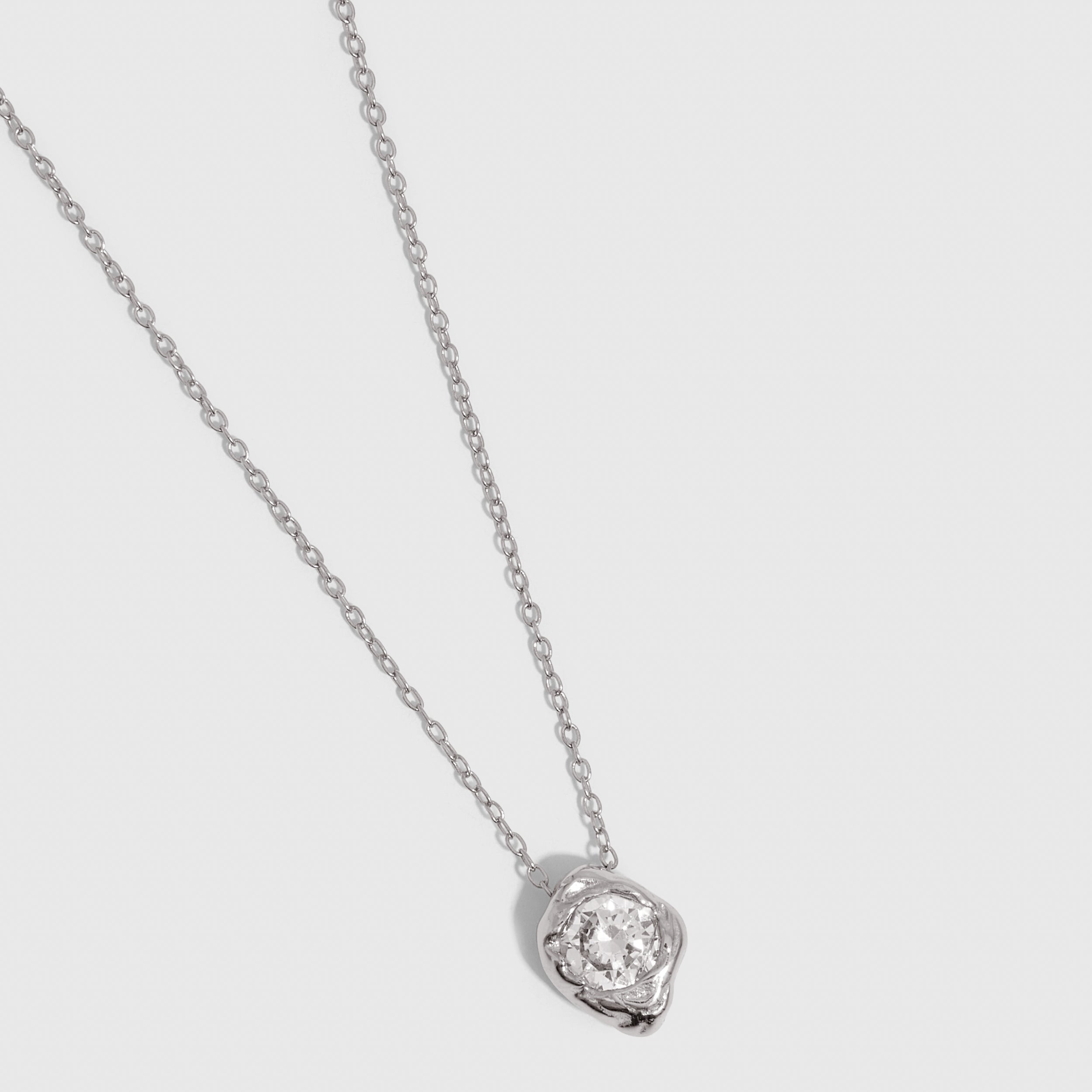 Solitaire Round-Cut Nugget Necklace