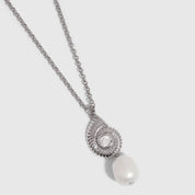 Seashells & Freshwater Pearl pendant necklace