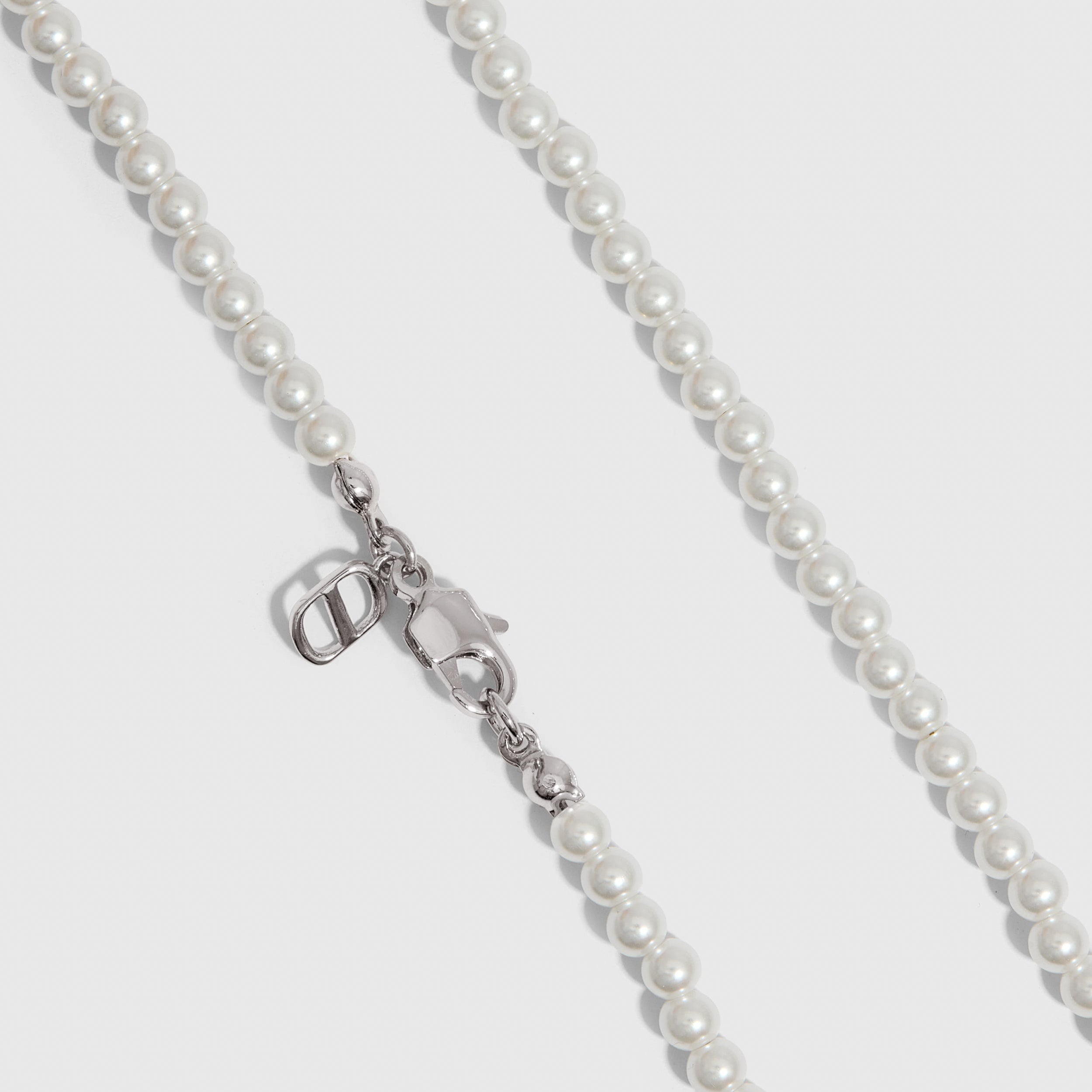 Small Round Glass Pearl Necklace