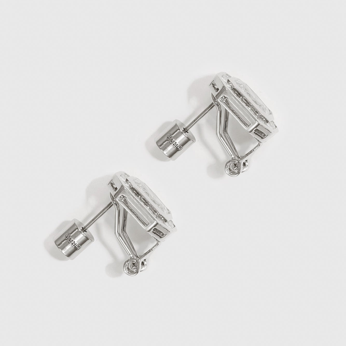 Boutons d'Oreilles Pavés Baguette