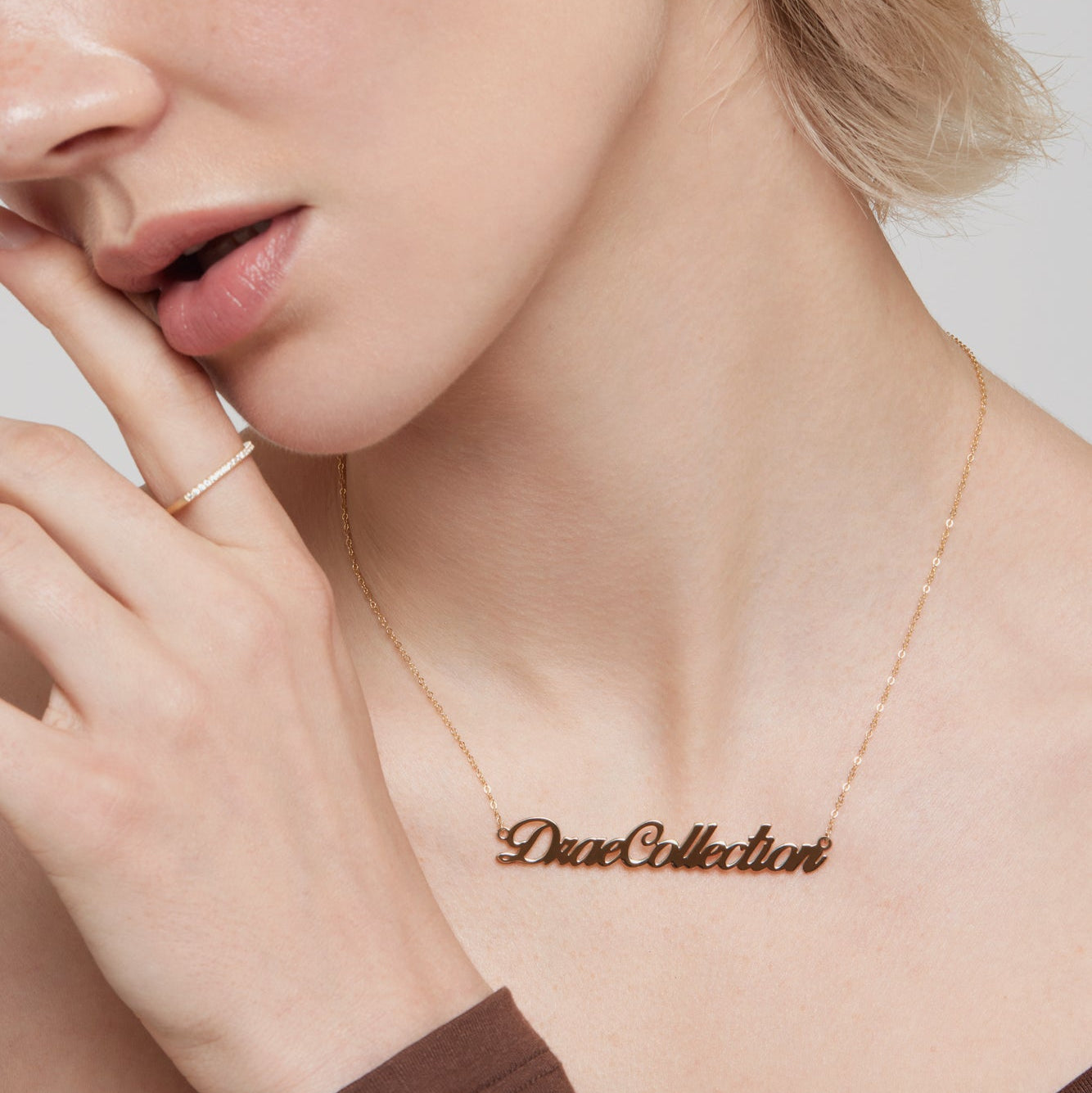 Personalized Cursive Font Nameplate Necklace