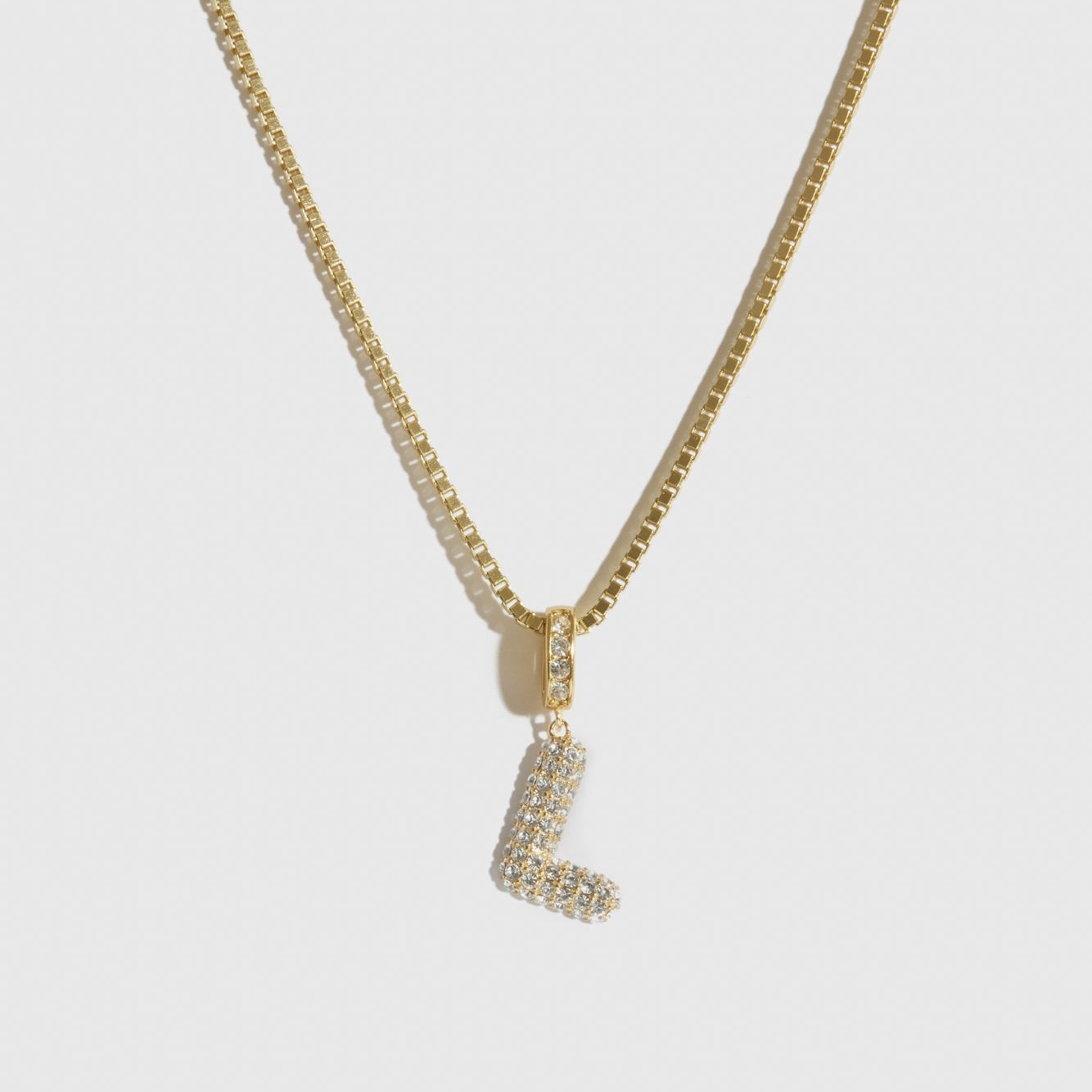Collier Pendentif Lettre Bulle Pavé