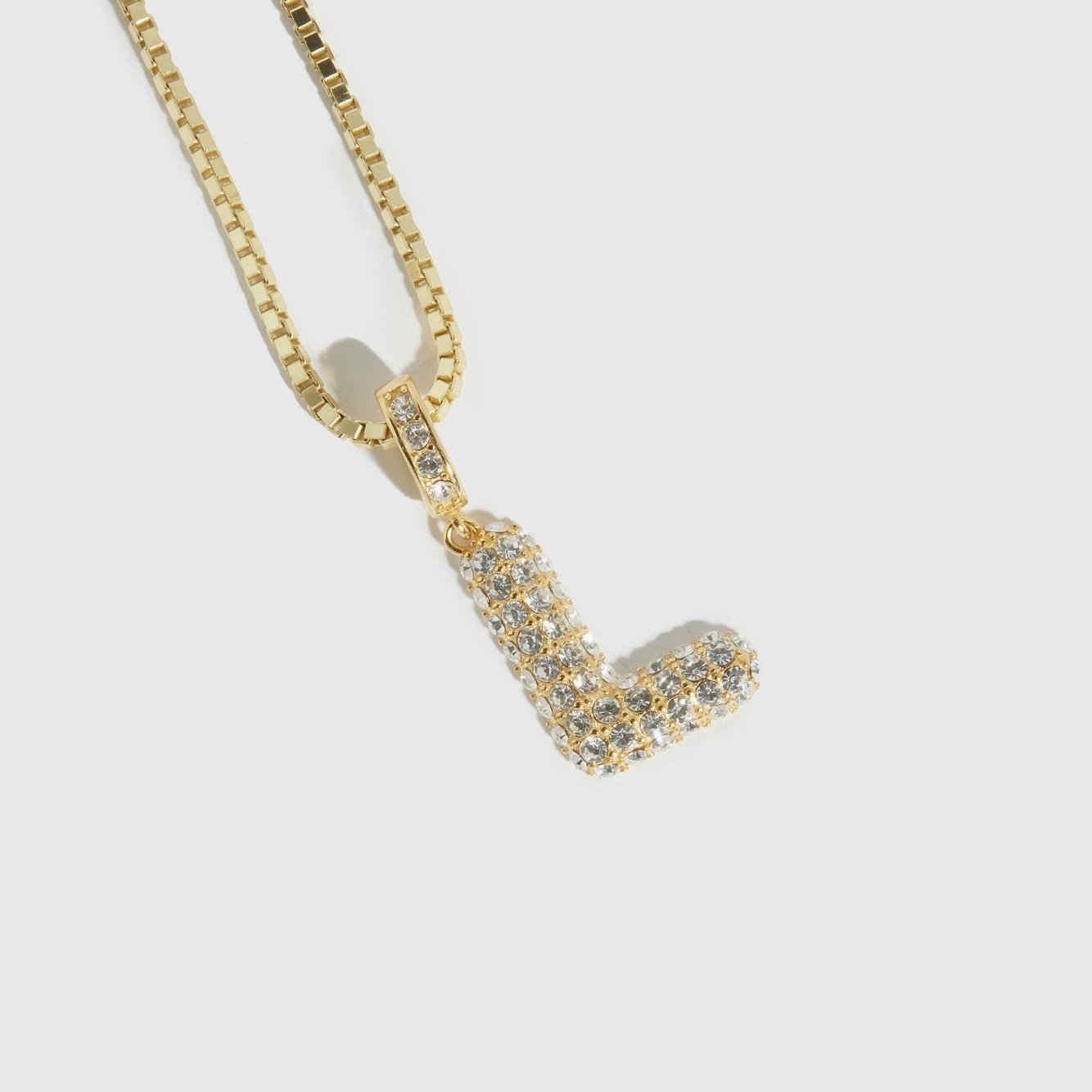 Collier Pendentif Lettre Bulle Pavé