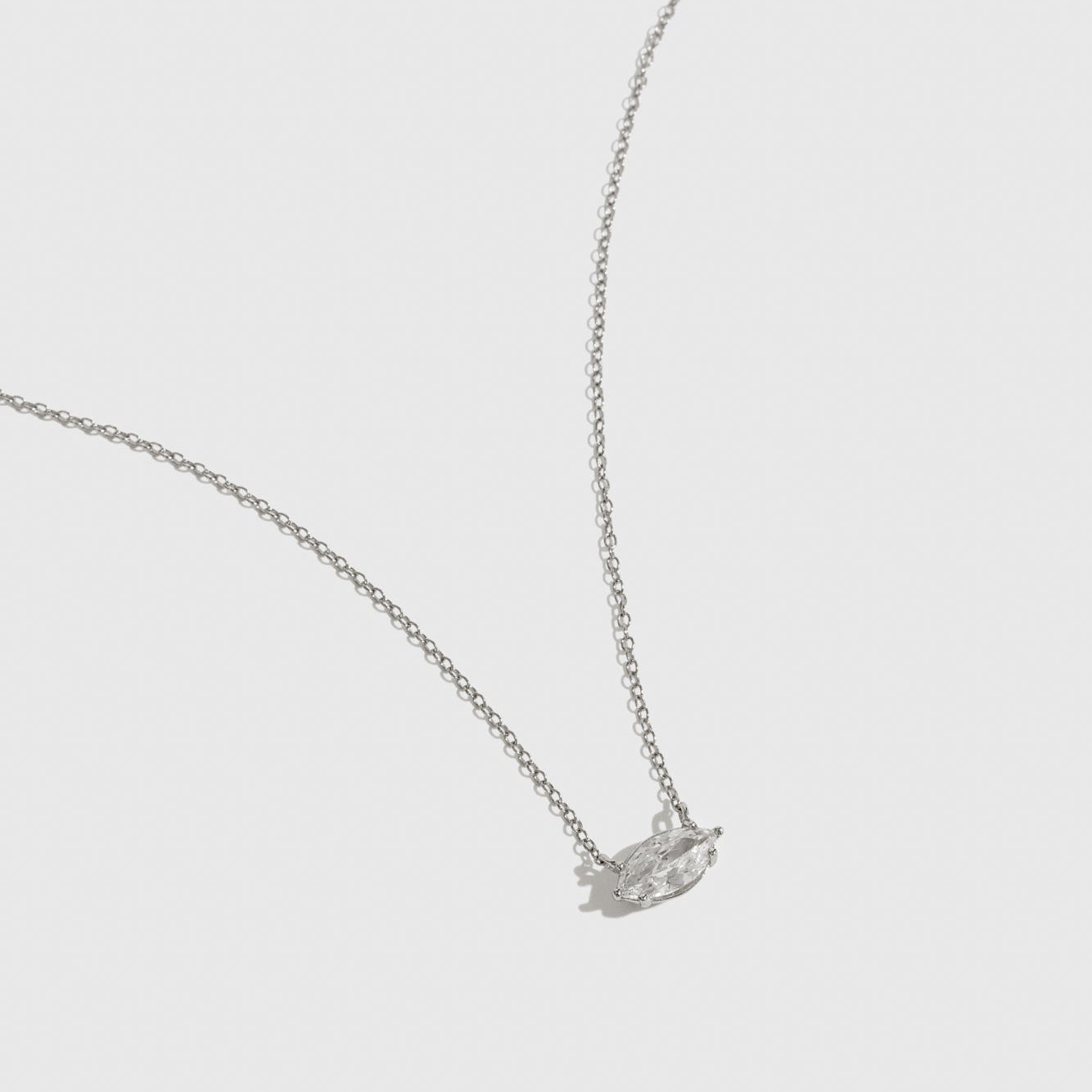 Collier Marquise Solitaire