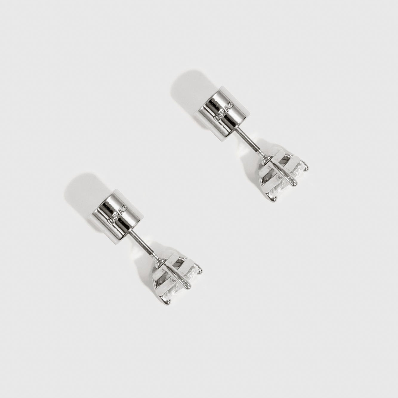 Boutons d'Oreilles Rond Solitaire