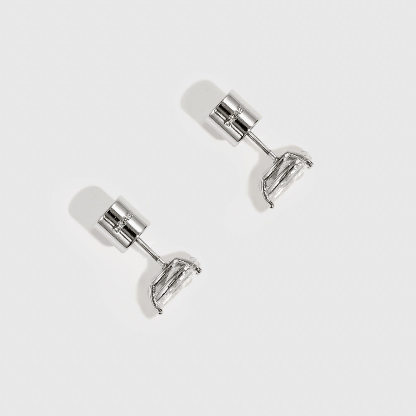 Boutons d'Oreilles Mini Goutte Solitaire