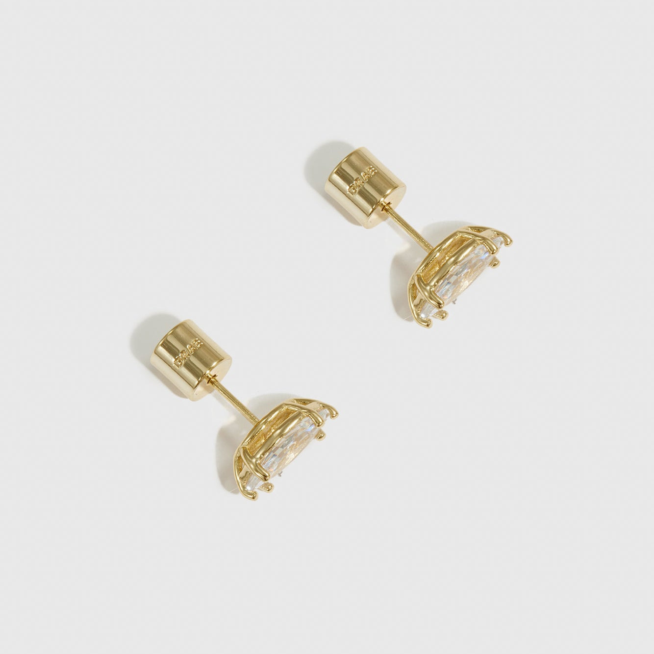 Boutons d'Oreilles Marquise Solitaire