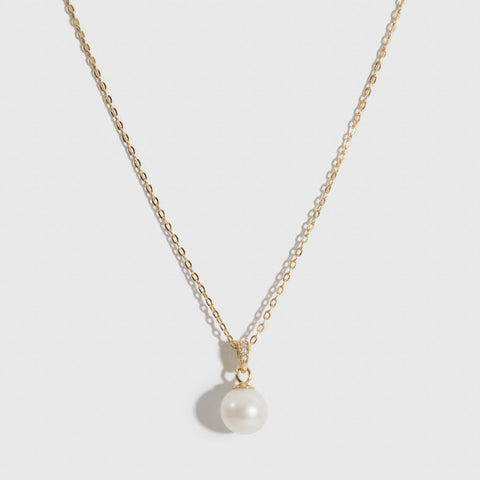 Solitaire Pearl Pendant Necklace