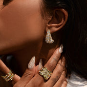 Hira Bold Earrings